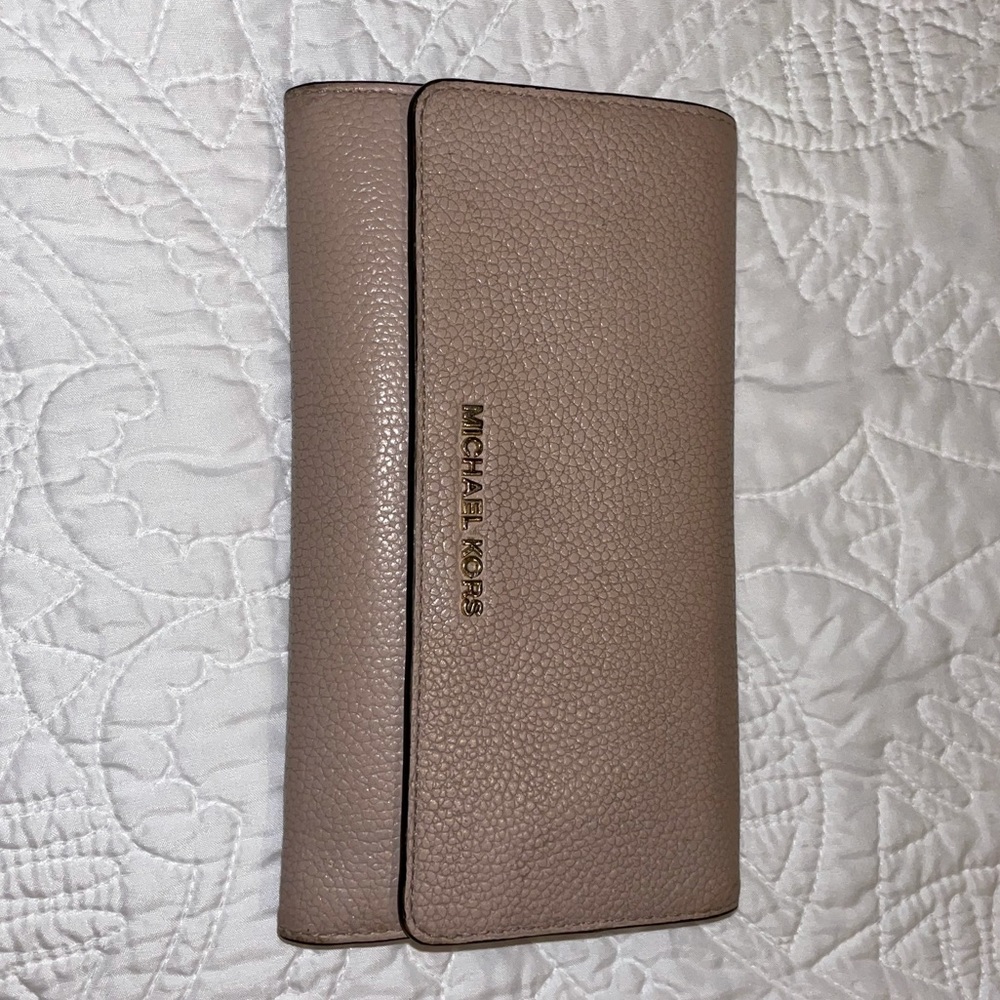 Michael Kors Pink Wallet